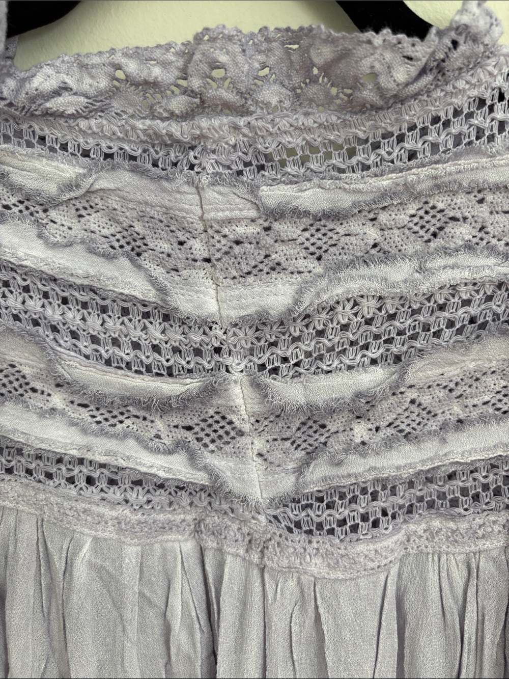 POL Lavender Crochet Yoke Sleeveless Blouse - Picture 10 of 11